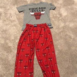 Sleep wear bulls